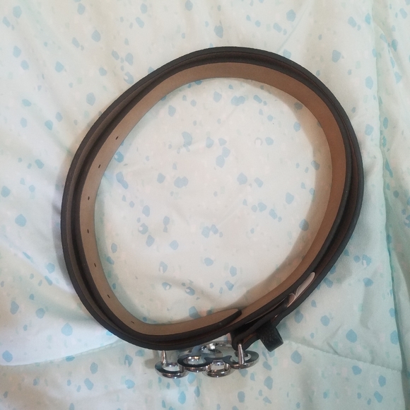 Disney's Mickey Mouse Outline Buckle Belt - Picture 4 of 7